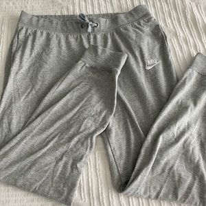 Gray nike sweats